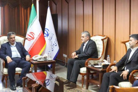 استاندار مرکزی: توسعه تسهیلات قرض‌الحسنه، در تأمین مالی خرد و بهبود معیشت خانوارها مؤثر است