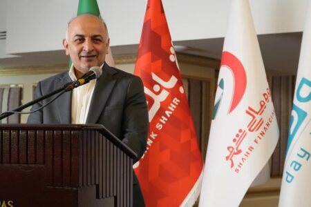 تحول در زنجیره ارزش تامین مالی کشور با ورود صنعت بیمه به حوزه «تضمین»/ مشارکت راهبردی بیمه دی در «صندوق تضمین غیر دولتی»