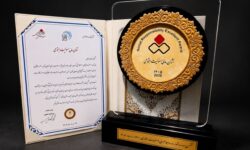 در ششمین دوره جشنواره روابط عمومی و مسئولیت اجتماعی رقم خورد؛ اهدای نشان عالی و لوح سپاس مسئولیت اجتماعی “پیشرفته” به فولاد هرمزگان