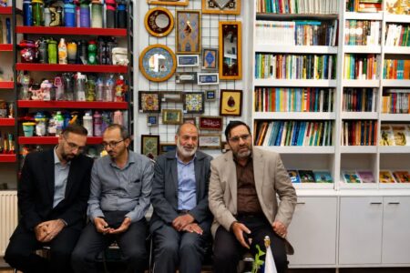 افزایش فضاهای عرضه کتاب، به گسترش کتابخوانی کمک میکند
