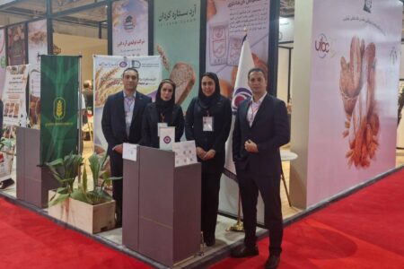 اعلام آمادگی بانک ایران‌ زمین برای ارائه خدمات به فعالان صنعت نان