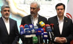 آغاز پذیره نویسی نخستین صندوق ارزی كشور از سوی بانك ملت و با حضور وزیر اقتصاد