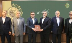 محمدرضا پویافرد به جمع اعضای هیاتمدیره بانک کشاورزی پیوست/تأکید متقینیا بر تداوم روند رو به رشد بانک