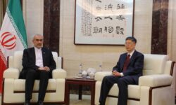 ایران و چین به سوی فصل نوینی از مشارکت راهبردی گام برمی‌دارند