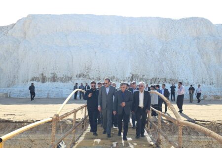 مدیران ایمپاسکو و سرمایه‌گذاران ظرفیت‌های مجتمع پتاس خوروبیابانک را بررسی کردند