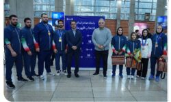 استقبال گرم بانک صادرات ایران از قهرمانان وزنه‌برداری