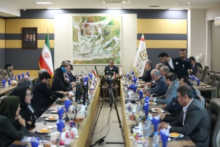 دكتر شایان: مسیر 70 ساله بانك صنعت و معدن با قدرت بیشتر ادامه خواهد یافت